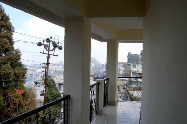 Hotel Broadway Darjeeling  Exterior foto